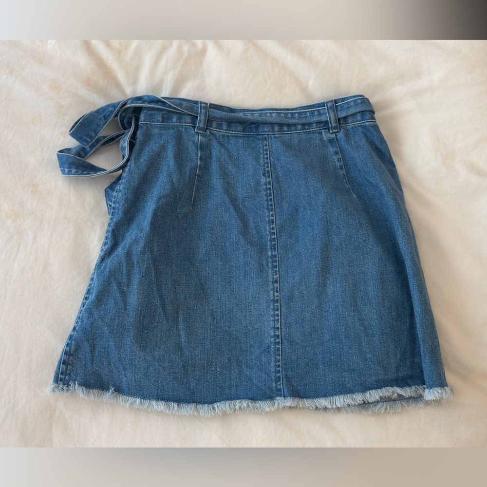 Madewell Denim Wrap Skirt with Frayed Hem - Picture 3 of 3